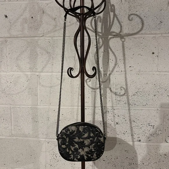 Gucci Crossbody - Picture 5 of 5